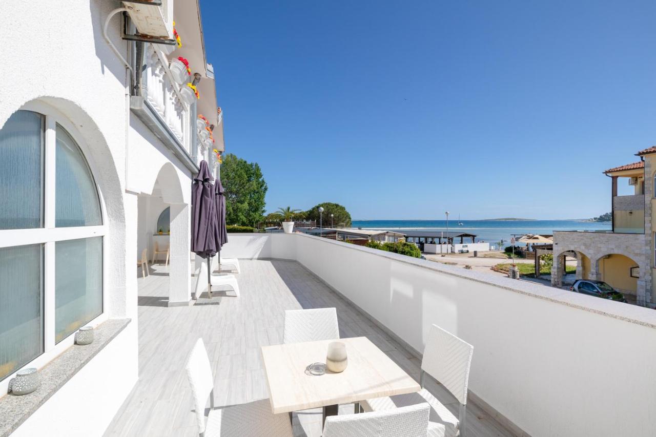 מדולין Apartments And Rooms Jakic מראה חיצוני תמונה