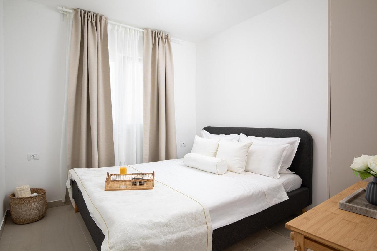 מדולין Apartments And Rooms Jakic מראה חיצוני תמונה